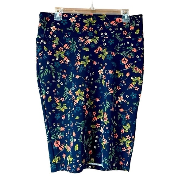 size med floral LulaRoe Cassie pencil skirt - Picture 1 of 5